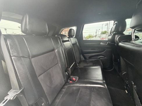 Used 2018 Jeep Grand Cherokee Altitude RWD image 28