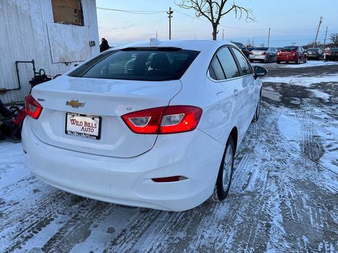 Used 2016 Chevrolet Cruze LT w/ Sun And Sound Package image 5