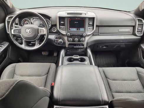 Used 2019 RAM 1500 Big Horn AWD/4WD image 9