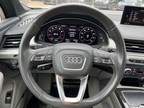 Used 2018 Audi Q7 2.0T Premium Plus w/ Premium Plus Package AWD/4WD image 18