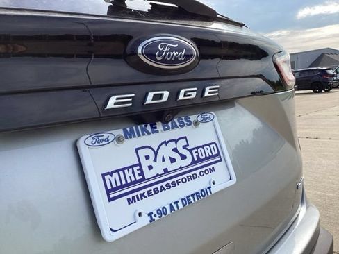Used 2024 Ford Edge SEL w/ Convenience Package AWD/4WD image 15