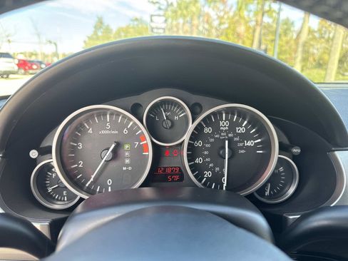 Used 2009 MAZDA MX-5 Miata Grand Touring image 21