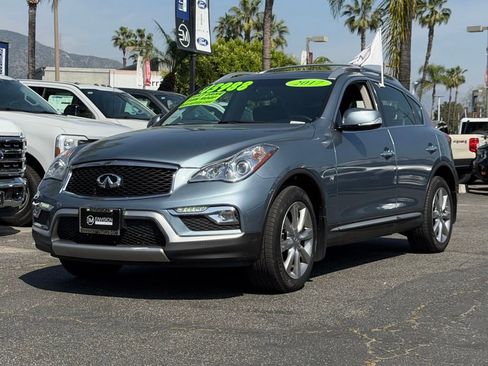 Used 2017 INFINITI QX50 2WD w/ Premium Plus Package image 4