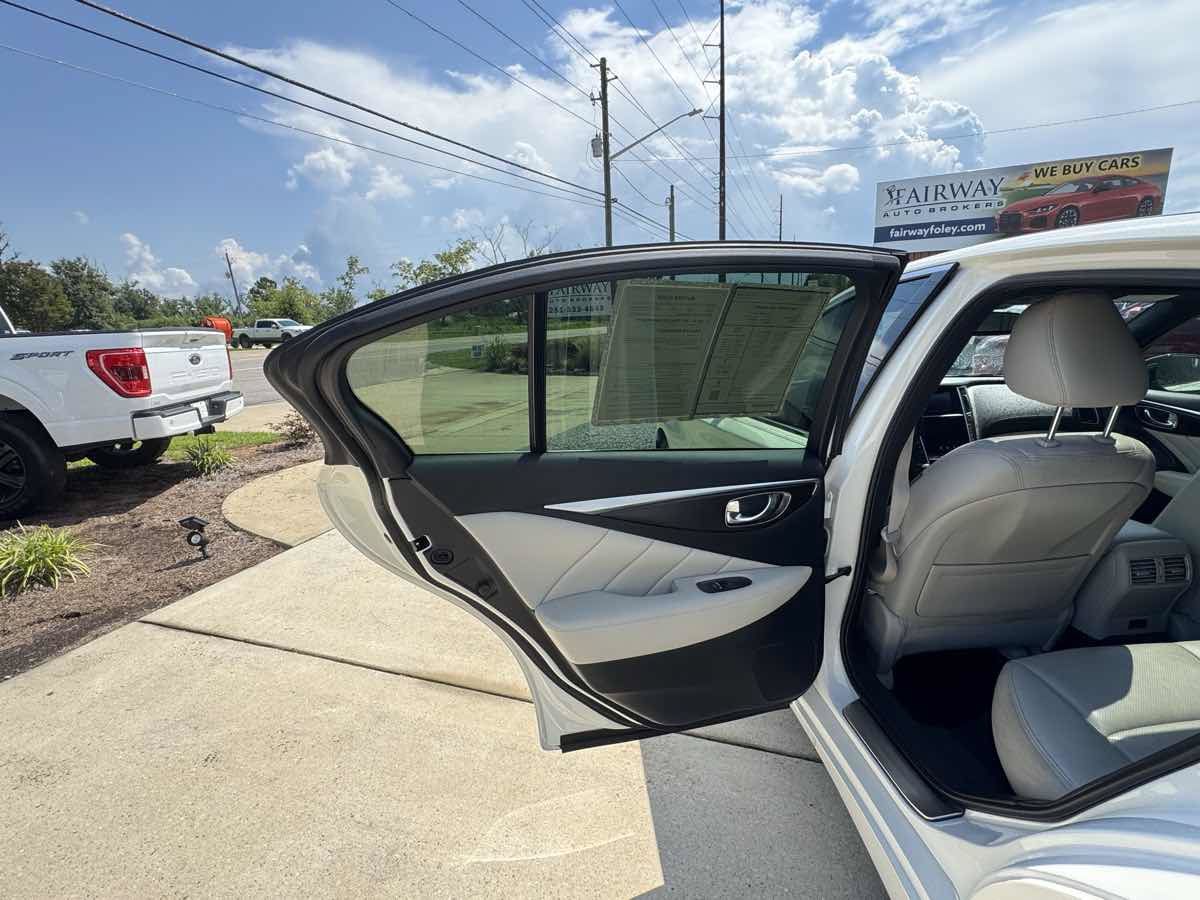 Used 2022 INFINITI Q50 Sensory AWD/4WD image 26