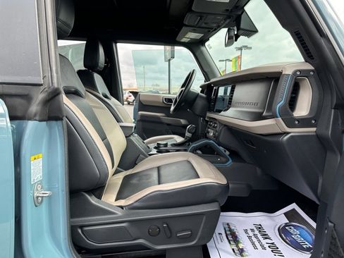 Used 2022 Ford Bronco Wildtrak image 11