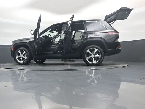 New 2026 Jeep Grand Cherokee Limited RWD image 53