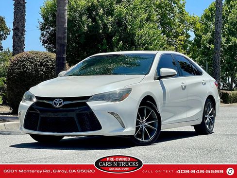Used 2017 Toyota Camry XSE FWD image 24