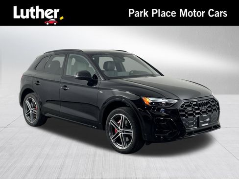 Certified 2025 Audi Q5 e Premium Plus w/ Premium Plus Package AWD/4WD image 1