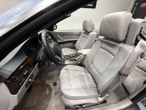 Used 2011 BMW 328i Convertible RWD image 21