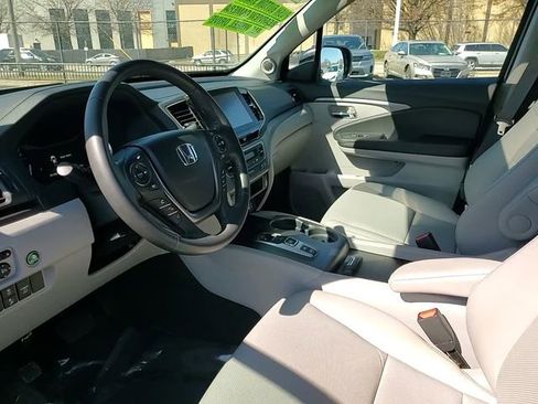 Used 2023 Honda Ridgeline RTL image 9