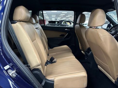 Used 2022 Volkswagen Tiguan SE FWD image 29