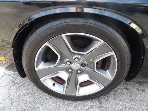 Used 2012 Dodge Challenger R/T RWD image 6