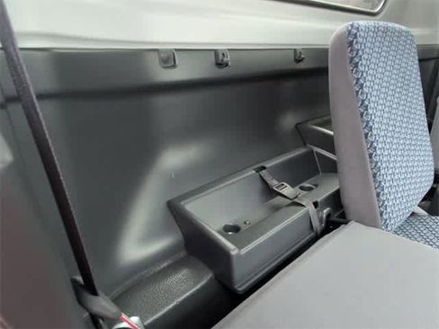 Used 2024 Chevrolet Low Cab Forward image 23