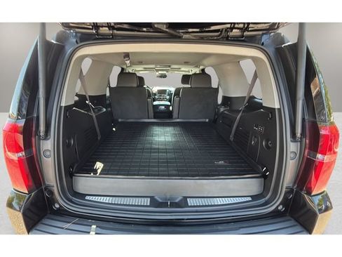 Used 2016 Chevrolet Tahoe LT w/ LT Signature Package AWD/4WD image 32