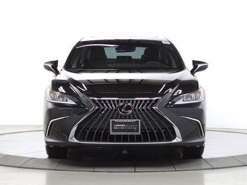 Certified 2024 Lexus ES 300h w/ Premium Package FWD image 2