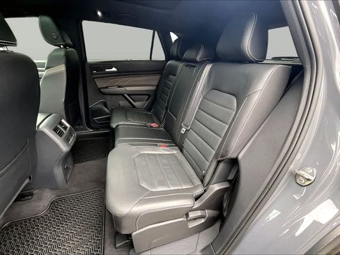 Used 2023 Volkswagen Atlas Cross Sport SEL Premium R-Line AWD/4WD image 40