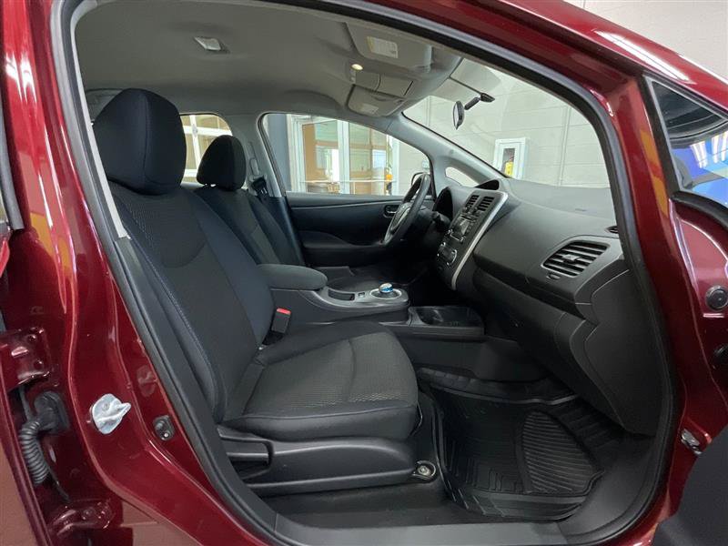Used 2016 Nissan Leaf S w/ Charger Package FWD image 27