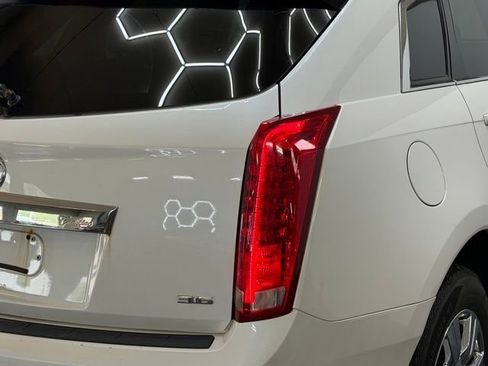 Used 2016 Cadillac SRX Luxury FWD image 12