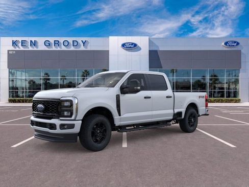 Used 2026 Ford F250 XL w/ STX Appearance Package AWD/4WD image 4