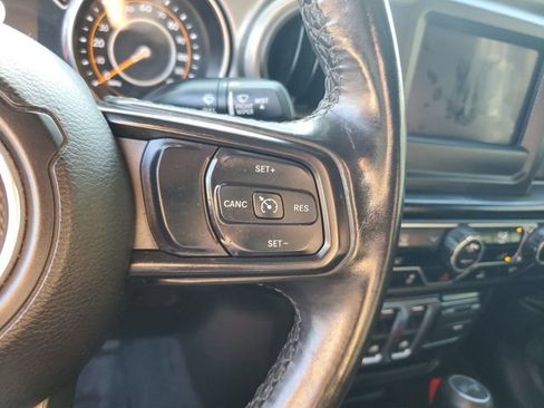 Used 2022 Jeep Wrangler Sport AWD/4WD image 20