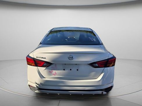 Used 2021 Nissan Altima 2.5 S FWD image 6