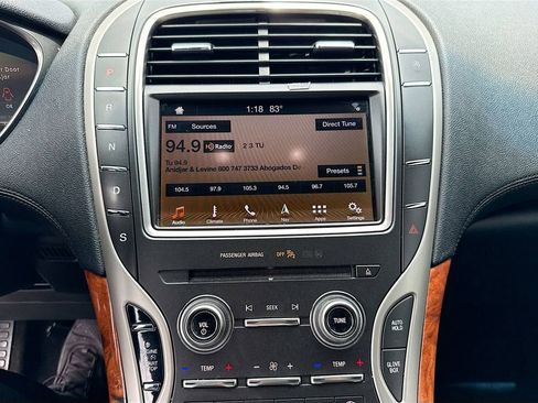 Used 2019 Lincoln Nautilus Reserve w/ Cargo Utility Package AWD/4WD image 16