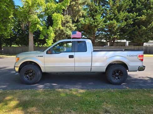 Used 2014 Ford F150 XLT w/ Off-Road Package image 3
