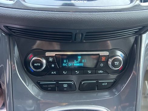 Used 2014 Ford Escape Titanium image 29