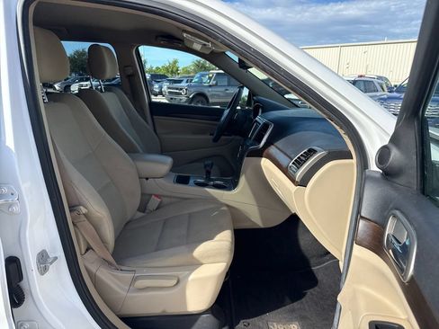 Used 2014 Jeep Grand Cherokee Laredo w/ Quick Order Package 23E RWD image 22