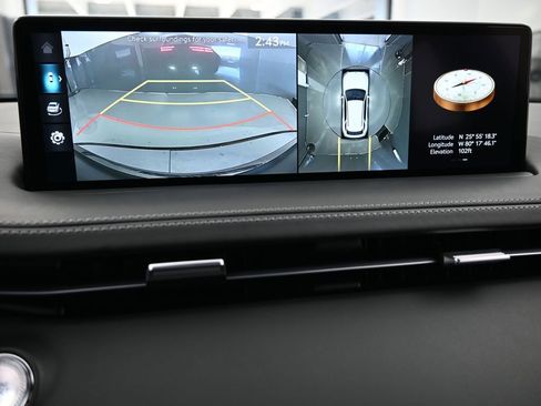 Used 2024 Genesis GV70 2.5T w/ Sport Prestige Package image 21