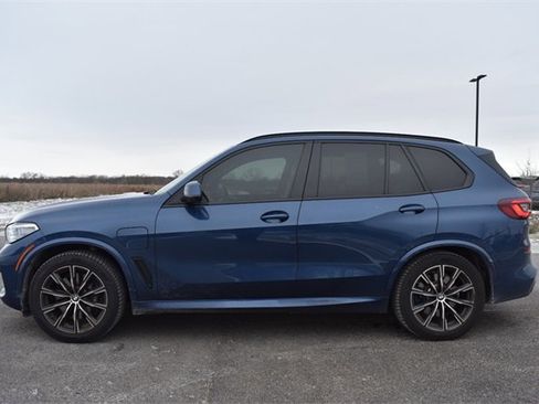 Used 2021 BMW X5 xDrive45e w/ M Sport Package image 6