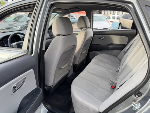 Used 2010 Hyundai Elantra GLS image 34