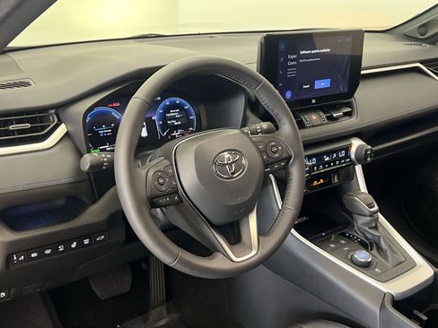 Used 2024 Toyota RAV4 XSE w/ Advanced Technology Package AWD/4WD image 15