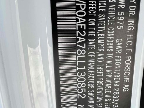 Used 2020 Porsche Panamera 4 image 14