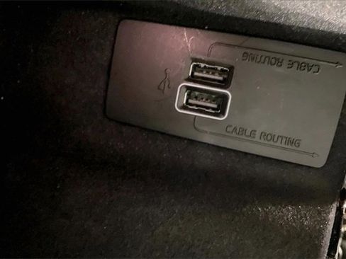 Used 2022 Volvo XC90 T6 Inscription w/ Climate Package image 33