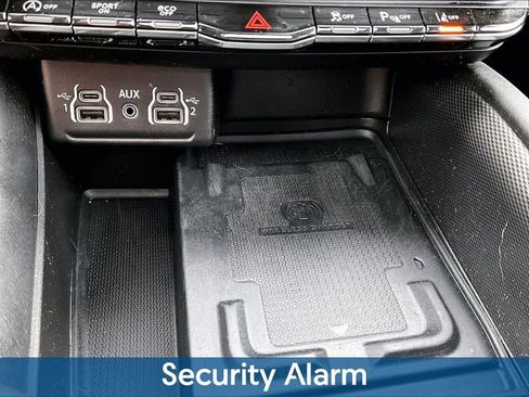 Used 2023 Dodge Durango GT AWD/4WD image 17