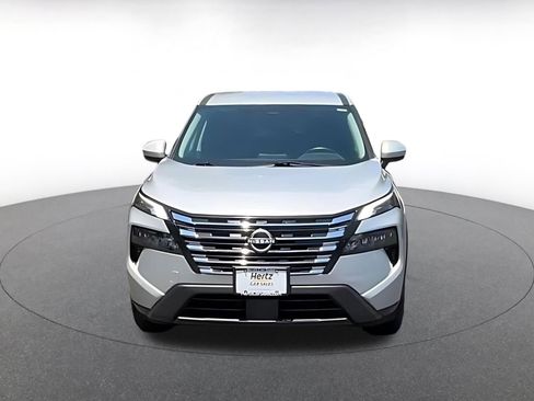 Used 2025 Nissan Rogue SV FWD image 4