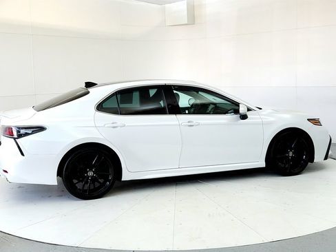 Used 2021 Toyota Camry XSE w/ Carpet Mat Package (TMS) AWD/4WD image 6