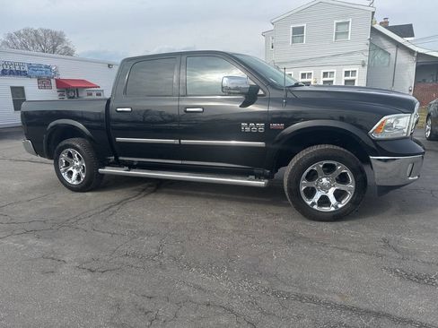 Used 2014 RAM 1500 Laramie w/ Convenience Group image 29