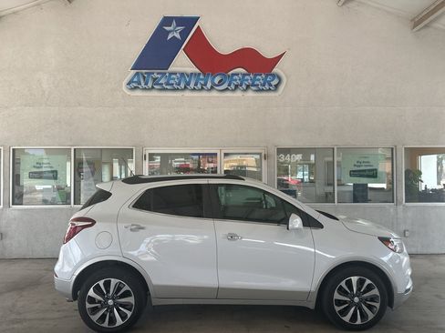 Used 2022 Buick Encore Preferred w/ Safety Package FWD image 2