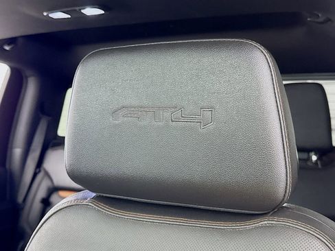 Used 2024 GMC Sierra 3500 AT4 w/ AT4 Premium Plus Package AWD/4WD image 14