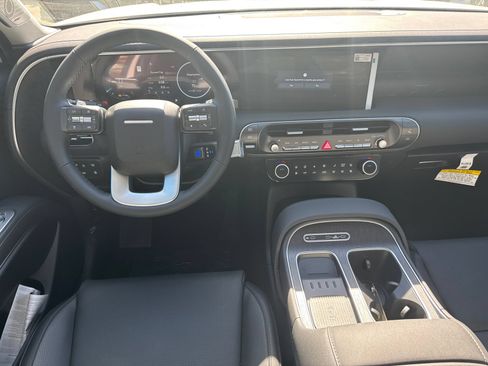 Used 2026 Hyundai Palisade Limited FWD image 23