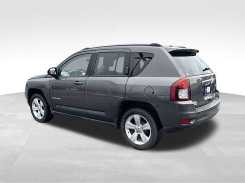Used 2016 Jeep Compass Sport w/ Power Value Group FWD image 3