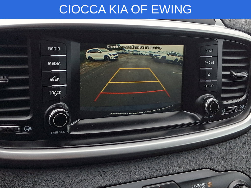 Used 2020 Kia Sorento LX w/ LX I4 Convenience Package AWD/4WD image 4