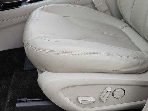 Used 2018 Lincoln MKC Select w/ Select Plus Package image 24