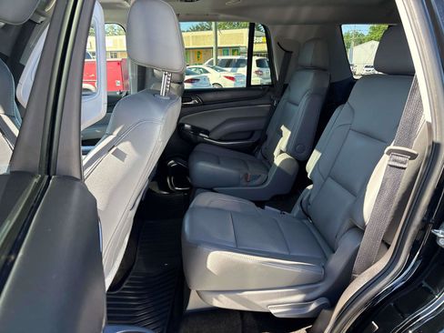 Used 2018 Chevrolet Tahoe LT w/ LT Signature Package AWD/4WD image 11