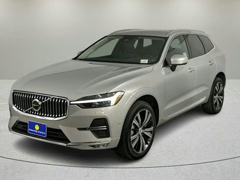 Used 2023 Volvo XC60 B5 Plus w/ Protection Package Premier FWD image 7