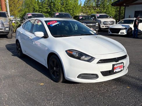 Used 2016 Dodge Dart SXT FWD image 8