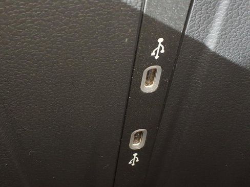 New 2026 Volkswagen Tiguan SE R-Line image 19