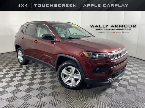 Used 2022 Jeep Compass Latitude w/ Convenience Group AWD/4WD image 1